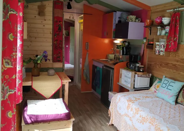 Graines De Nature - Insolites キャンプ場