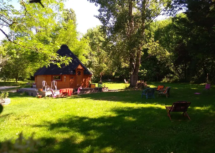 Graines De Nature - Insolites キャンプ場 Saint-Eutrope-de-Born